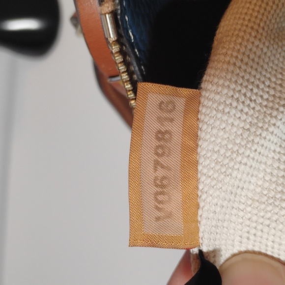 Dooney & Bourke Pebble Leather Teal and Brown Hobo Bag Like New! - Picture 12 of 14